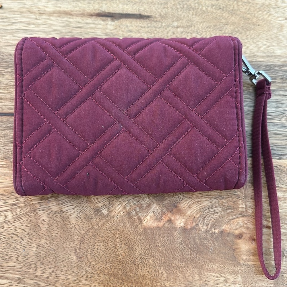 Vera Bradley maroon quilted wristlet purse wallet - Picture 4 of 9